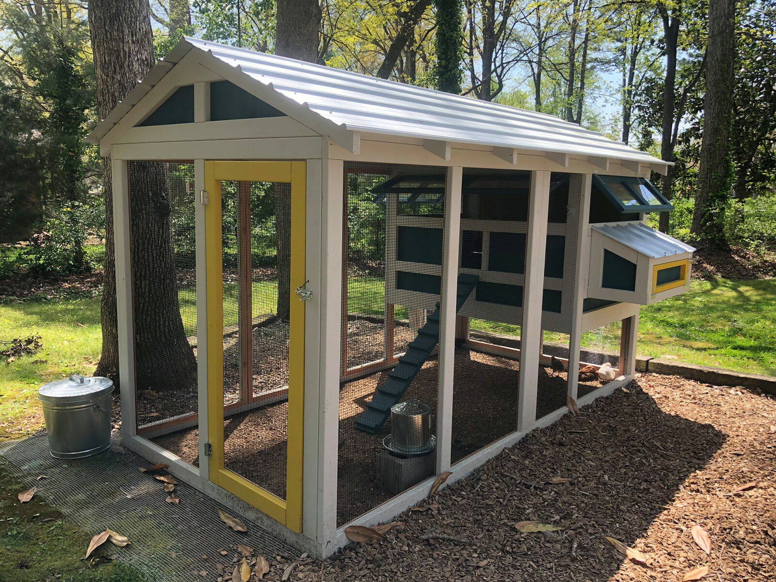 6′ x 12′ American Coop with 4′ x 6′ henhouse in Hickory, NC customer paint job