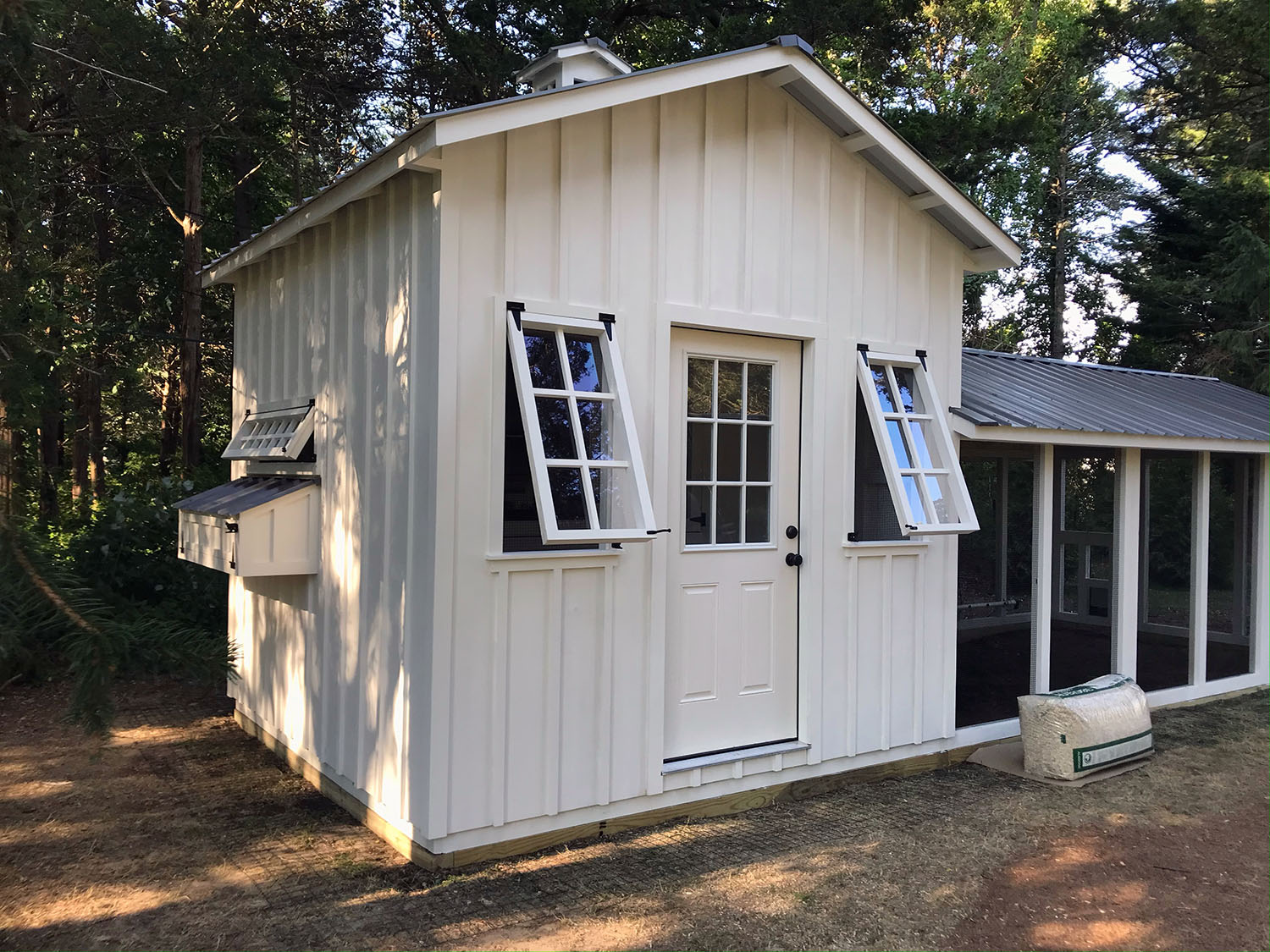 10x10 henhouse-shed of Craftsman Coop on Shelter Island, NY